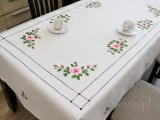 Obrus lniany haftowany ręcznie 150x240 (wz76)