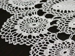 Koronka koniakowska Ø 60 biała