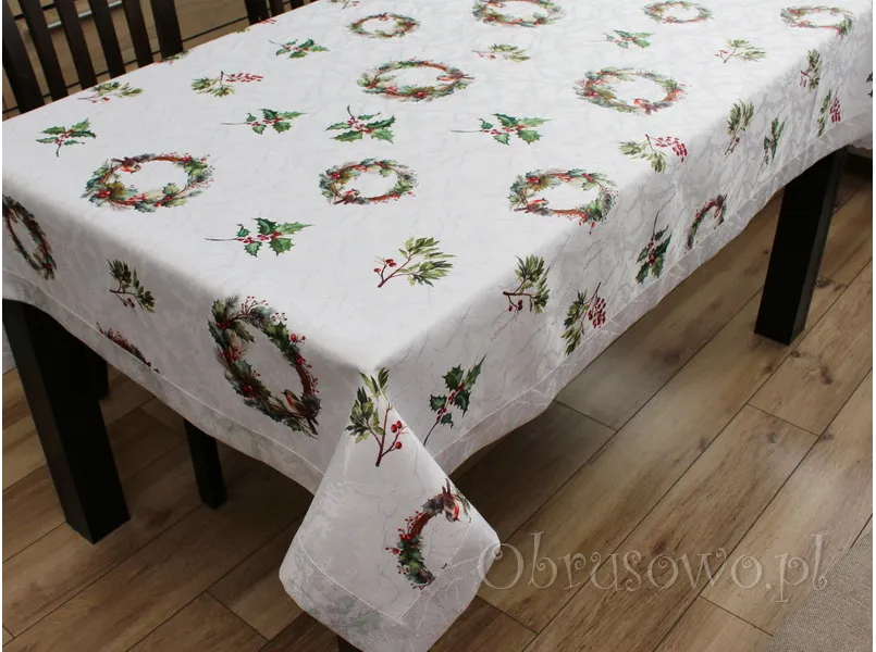 Obrus świąteczny 140x220 "Ostrokrzew wianek"