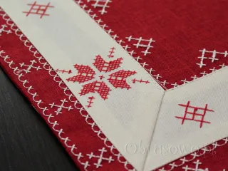 Bieżnik świąteczny 35x70 z haftem krzyżykowym biało-czerwony