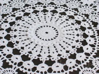 Koronka koniakowska Ø 90 biała