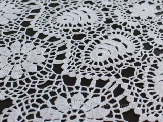 Koronka koniakowska Ø 90 biała