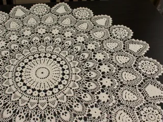 Serweta z Koniakowa Ø 100 cm beżowa