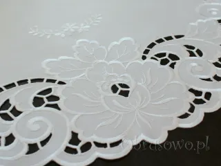 Bieżnik haftowany "Julita" 60x120 biały