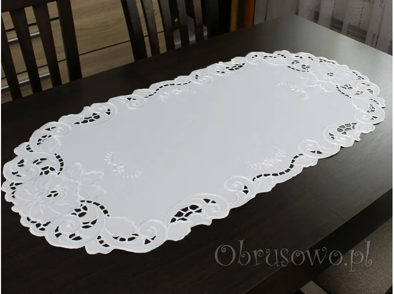 Bieżnik haftowany "Julita" 50x100 biały