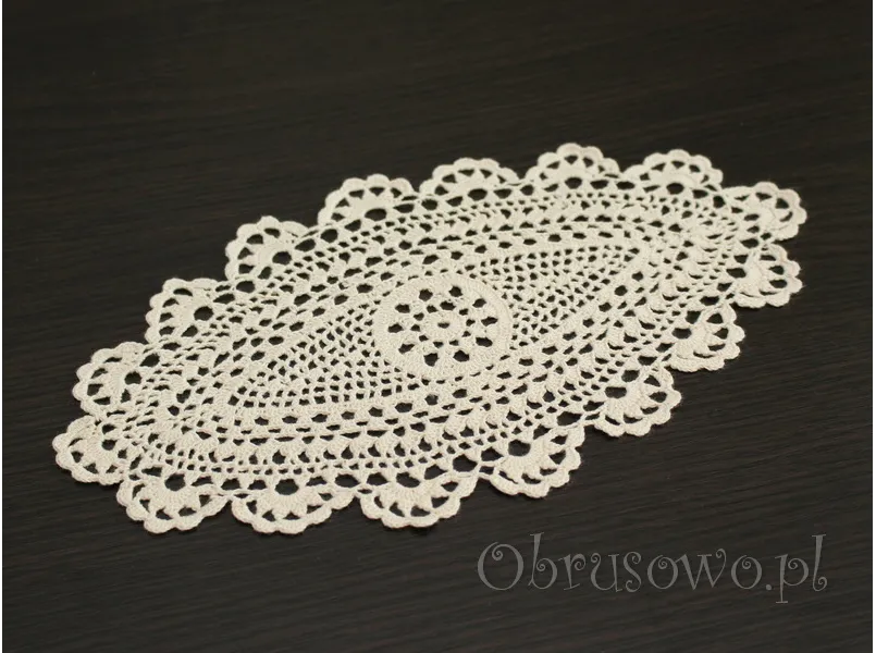 Serwetka szydełkowa 15x25 beżowa