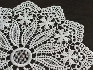 Serwetka gipiurowa Ø 30 biała