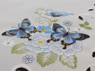 Serweta haftowana 85x85 "Niebieskie motyle"