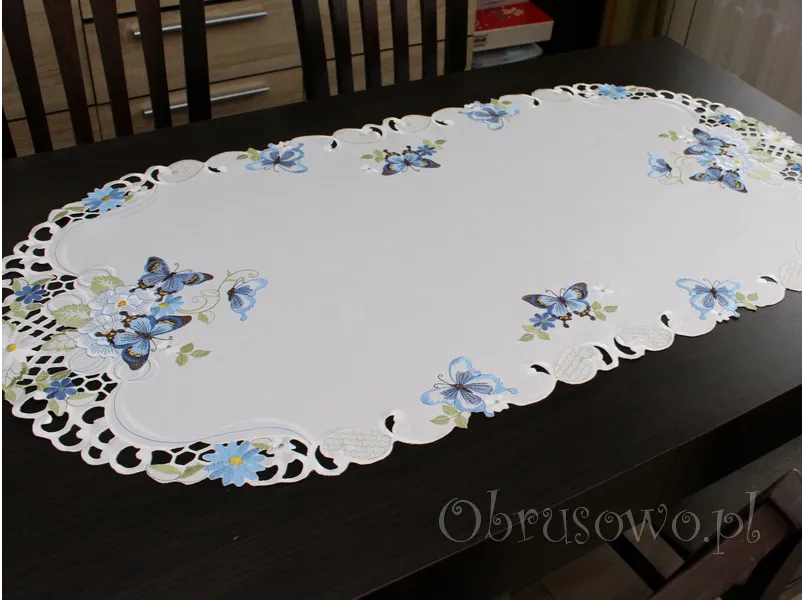 Bieżnik haftowany 60x120 "Niebieskie motyle"