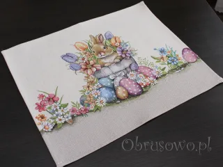 Wielkanocna serwetka gobelinowa 35x45 "Zając w kwiatach"