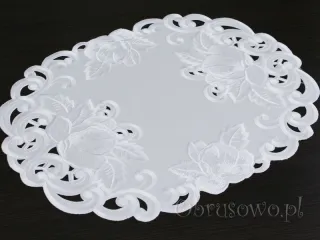 Owalna serwetka haftowana "Izabel" 35x45 biała