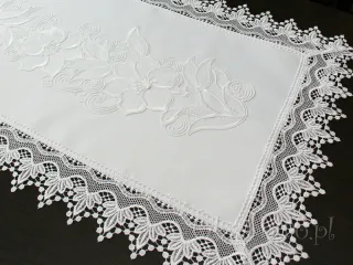 Bieżnik haftowany z gipiurą 60x120 biały