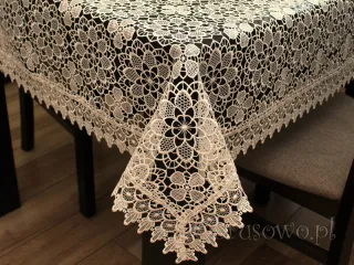 Obrus gipiurowy 140x240 beżowy