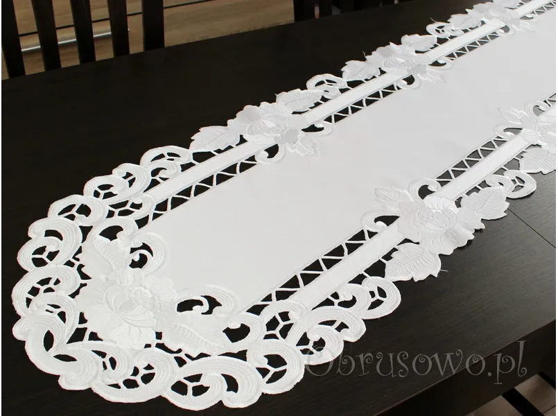 Duży bieżnik haftowany 45x170 "Róża richelieu" biały