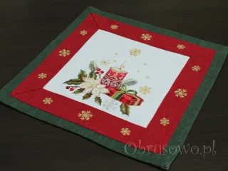 Haftowana serwetka świąteczna 35x35 