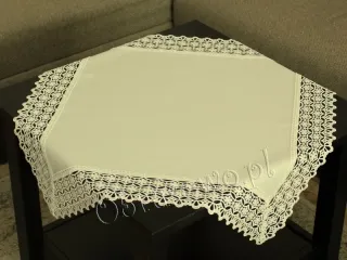 Serweta z gipiurą 85x85