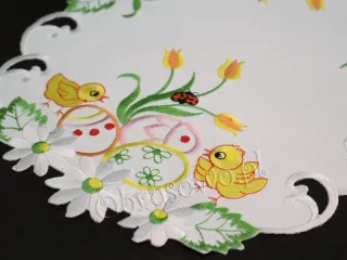 Owalna serwetka wielkanocna 30x45 "pisklęta na białym"