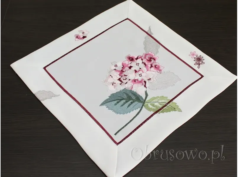 Serwetka haftowana 30x30 "lato"