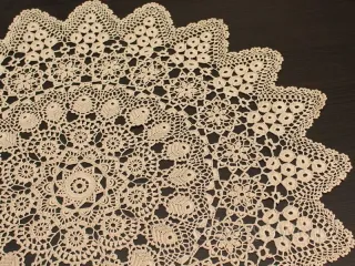 Koronka z Koniakowa Ø 80 beżowa