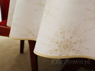 Owalny obrus świąteczny 130x180 złoty