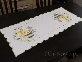 Wielkanocny bieżnik 40x85 "Jajko w kratę" biały